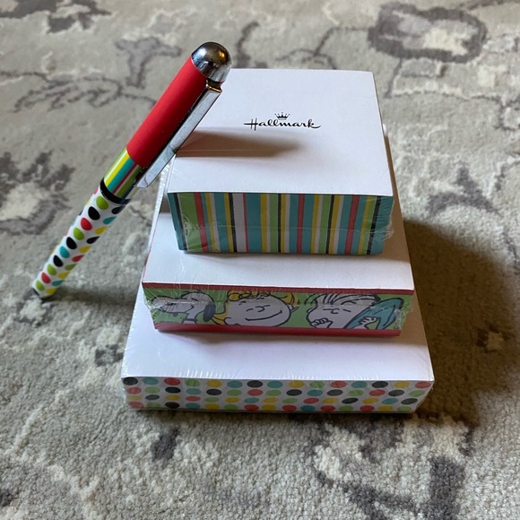 Hallmark Snoopy Characters Post Its Set - Picture 4 of 6